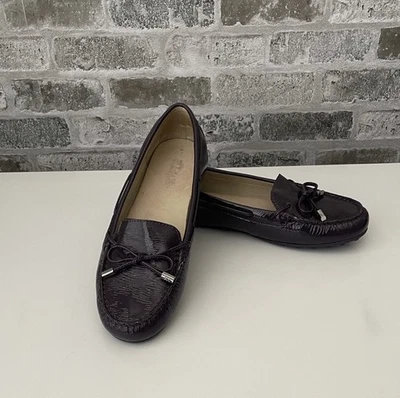 Mocasines Michael Kors para mujer talla 8 charol púrpura margarita sin usar, en caja Foto 1 de 4
