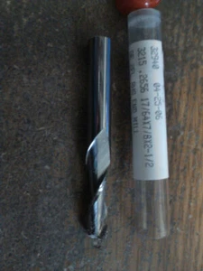 .2656" 17/64" 2 FLUTE SINGLE END CARBIDE END MILL 17/64" x 7/8" x 5/16" x 2-1/2" - Bild 1 von 1
