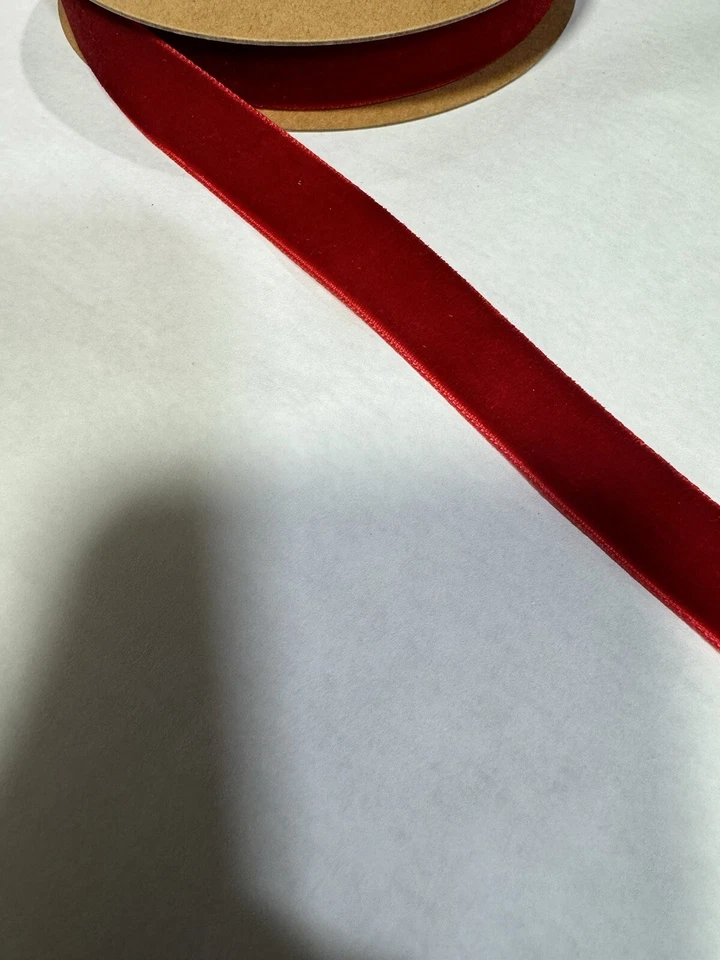 Red 16mm  Velvet Ribbon - Image 1 of 1