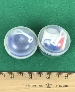  lot of 2 New York Giants Mini NFL Football Gumball Vending Helmets 70s 80s - Picture 1 of 4