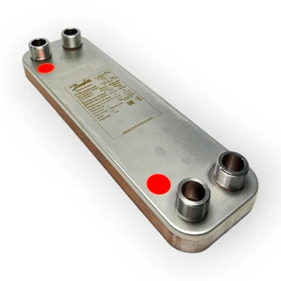 DANFOSS 004B1211 HEAT EXCHANGER 20 PLATES XB06H+-1-20 G3/4 COOLING HEATING - Image 1 of 2