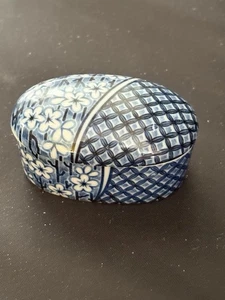 Nancy Lopez Porzellan blau-weiß Schatulle 1979 - Bild 1 von 10