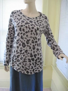 P L Y  100% Cashmere Sweater Leopard print Size L excellent condition - Picture 1 of 4
