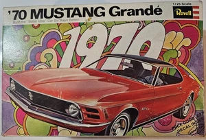 Mustang "grande" vintage REVELL 1970 sin construir leer descripción - Imagen 1 de 8