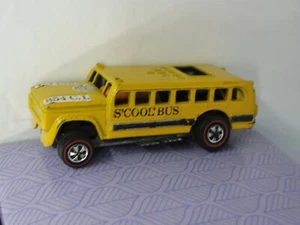 1970 Hot Wheels Redline Yellow Heavyweights S'cool Bus - Hong Kong - Picture 1 of 6