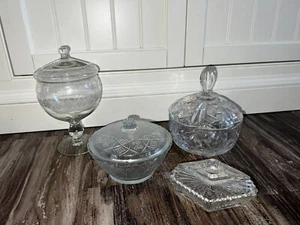 Vintage crystal blown Glass dish collection of four - Picture 1 of 11