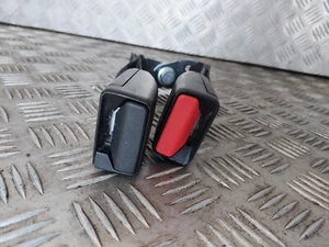 Prétensionneur Accroche ceinture sécurité Arrière - DACIA SANDERO II (2) PHASE I - Imagen 1 de 3