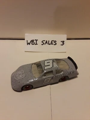 Coche de prueba Kasey Kahne Dodge 2005 concesionarios #5 escala 1/64 Foto 1 de 4