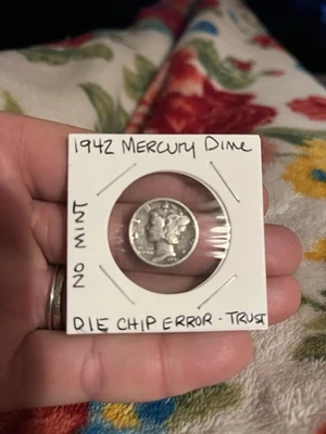 VTG 1942 Mercury Dime Coin DIE CHIP ERROR in Trust “IN COD” NO MINT VF - Image 1 of 4
