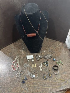 Insgesamt 25 Teile gemischtes Schmuck Konvolut - Bild 1 von 10