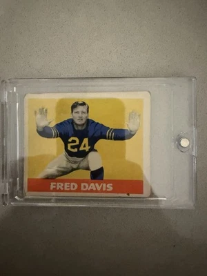1948 Leaf #27 FRED DAVIS Rookie RC -- Chicago Bears, Alabama - Image 1 of 2