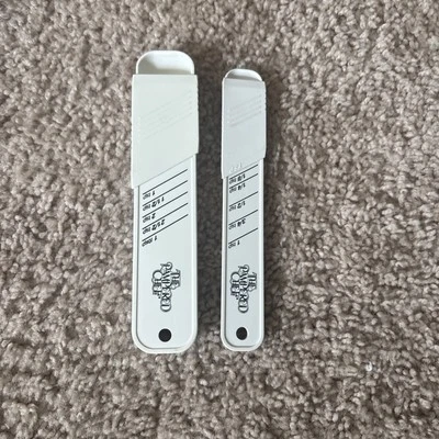 Two Pampered Chef Adjustable Measuring Spoons White teaspoon tablespoon B - Image 1 of 3