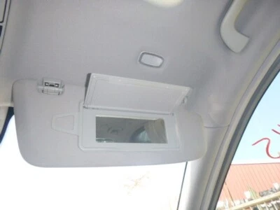 Used Right Sun Visor fits: 2013 Mercedes-benz Mercedes s-class 230 Type SL63 Rig - Imagem 1 de 4