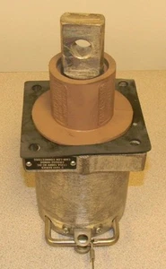 NEW Cooper Crouse-Hinds E1049-1807 Roughneck Single Pole Cam Type Connector Brwn - Picture 1 of 6