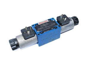 VÁLVULA DIRECCIONAL PROPORCIONAL REXROTH R900972654 4WRAP 6 W7-04-30=G24K4/M=00 - Imagen 1 de 5