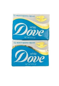 2 Vintage Dove Beauty Soap Bath Bars White 1/4 Moisturizing Cream 4.75 oz Prop - Picture 1 of 6