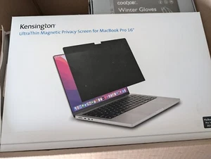 Ultradünner magnetischer Sichtschutz für Mac Book 16 Pro - Bild 1 von 2