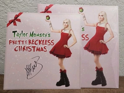 The Pretty Reckless Christmas Green Vinyl SIGNED Taylor Momsen Grinch - Image 1 of 2