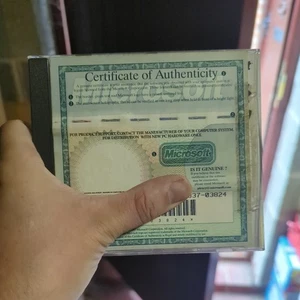 Microsoft Works For Windows 95 Software with COA - Picture 1 of 2