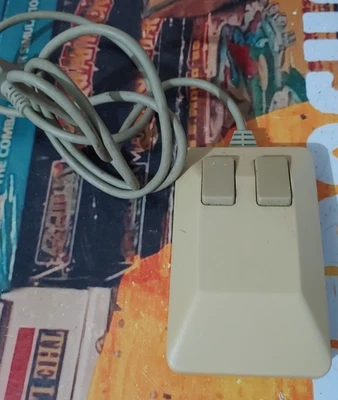 Commodore 64 / 128  Mouse / Maus 1351 (works) classic 8-bit ok condition - Bild 1 von 4
