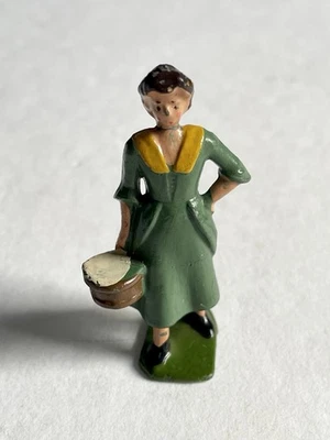 Vestido Vintage Britains Milk Maid Girl con Cubo Verde Granja Pueblo Inglaterra Foto 1 de 4