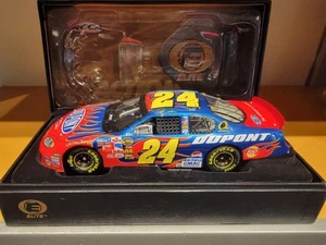2005 AUTOGRAPHED Jeff Gordon #24 Dupont/Daytona 500 Win- 1:24 ELITE Monte Carlo - Picture 1 of 10
