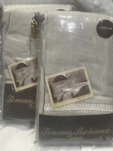 Set of 2 Tommy Bahama Veranda European Pillow Shams Khaki & White Chevron NIP - Picture 1 of 4