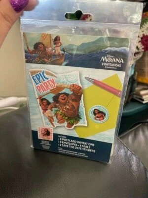 Pack of 8 Disney Moana It's Party Time Birthday Party Post Card Invitation New!! - Image 1 of 2