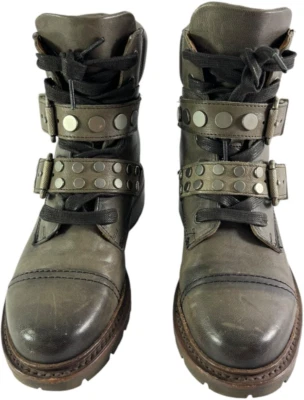 FRYE Light gray Leather Samantha Studded Hiker Combat Women's Boots Mexico 5.5US - Imagem 1 de 4