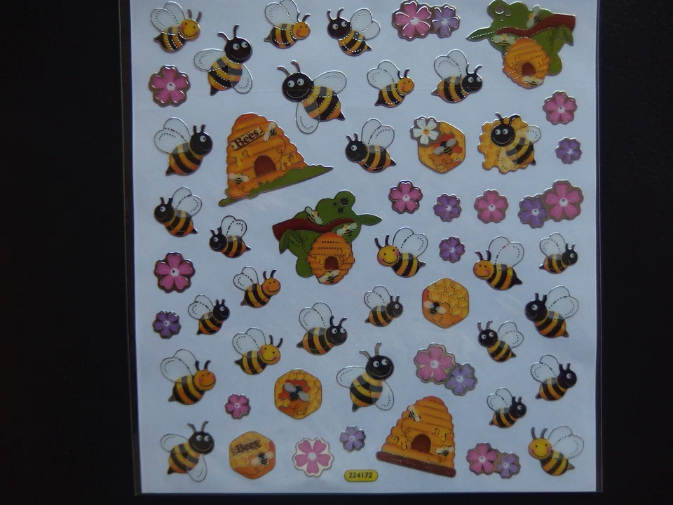 Design Sticker - Lustige Bienchen - Fleißige Bienen - Blumen - Bild 1 von 1