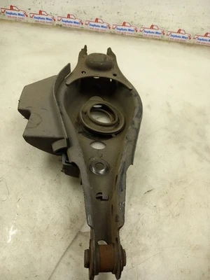 06-18 TOYOTA RAV 4 PASAJERO TRASERO DERECHO BRAZO DE CONTROL DE LOCALIZACIÓN INFERIOR Foto 1 de 4