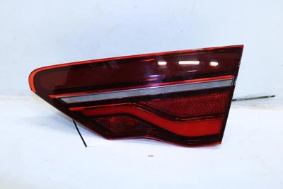Luz trasera derecha pasajero Jaguar XE R-Dynamic S 18-2020 T4N25432 Foto 1 de 4