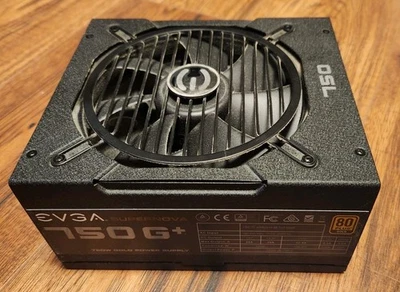 Fuente de alimentación EVGA SuperNova 750 G+ - sin cables Foto 1 de 3
