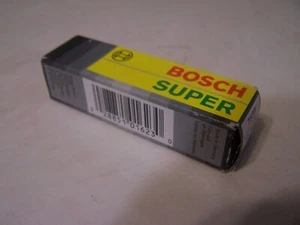 7523 Bosch Super (4 PK) Spark Plug - New - Foto 1 di 4