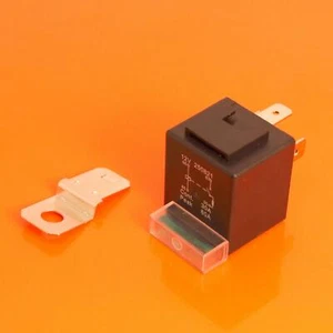 High Quality 12V 4 Pin 30A Fused Relay With Detachable Bracket - 30 Amp Fuse - Picture 1 of 4