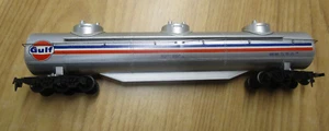 HO Scale Gulf 58' Triple Dome Tank Car #829 by Tyco (W301) - Picture 1 of 2
