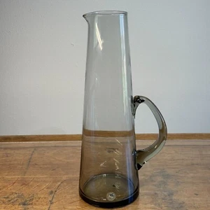 Jarra de cóctel vintage Holmegaard gris ahumado de vidrio Martini 12 3/4" - Imagen 1 de 8