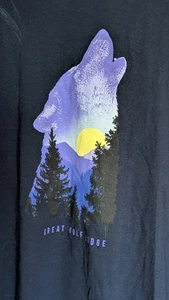 women Great Wolf Lodge T-Shirt, navy Blue size M, wolf howl moon - Picture 1 of 3