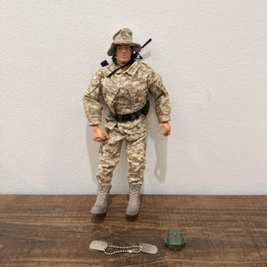 Vintage Hasbro 12 Inch Figure GI Joe Marine With Accessories - Picture 1 of 8