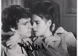 Ryan O'Neal Original Autogramm auf Foto mit Ali MacGraw Love Story Kino Kult - Picture 1 of 4