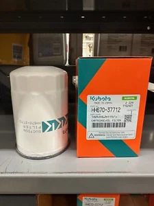 Kubota Hydraulic Filter HH670-37712 New in Box - Picture 1 of 1