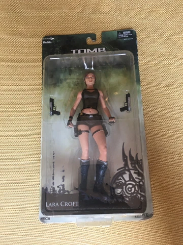 lara croft underworld figure Cover