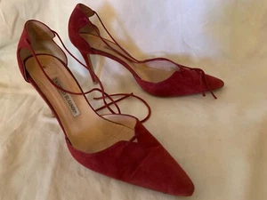 Manolo Blahnik Tacón con tiras de gamuza roja 10 - Imagen 1 de 15