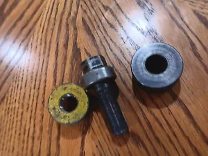 Greenlee 1-1/4" conduit knock out punch with draw stud - Picture 1 of 5
