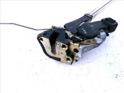 Cerradura puerta trasera lh 96441 toyota corolla 1.3 g 1997-1999 1998 Foto 1 de 4