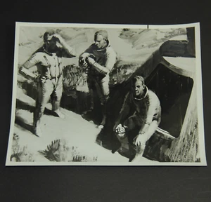 COMUNICATO STAMPA NASA 63-Apollo-146 Disegno di Apollo Astonauti Foto Stampa Viola - Foto 1 di 3