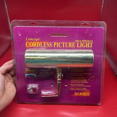 Luz de imagen dorada vintage inalámbrica Concept nueva Foto 1 de 2