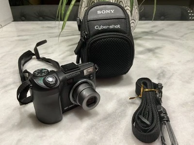 Olympus SP Series SP-350 8.0MP Digital Camera - Black - Image 1 of 4