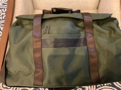 Abercrombie & Kent large green safari duffel bag.  23". - Image 1 of 4