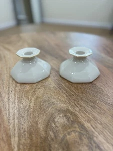 Juego de 2 Candelabros Lenox Especial Porcelana Beige y Dorado - Imagen 1 de 4